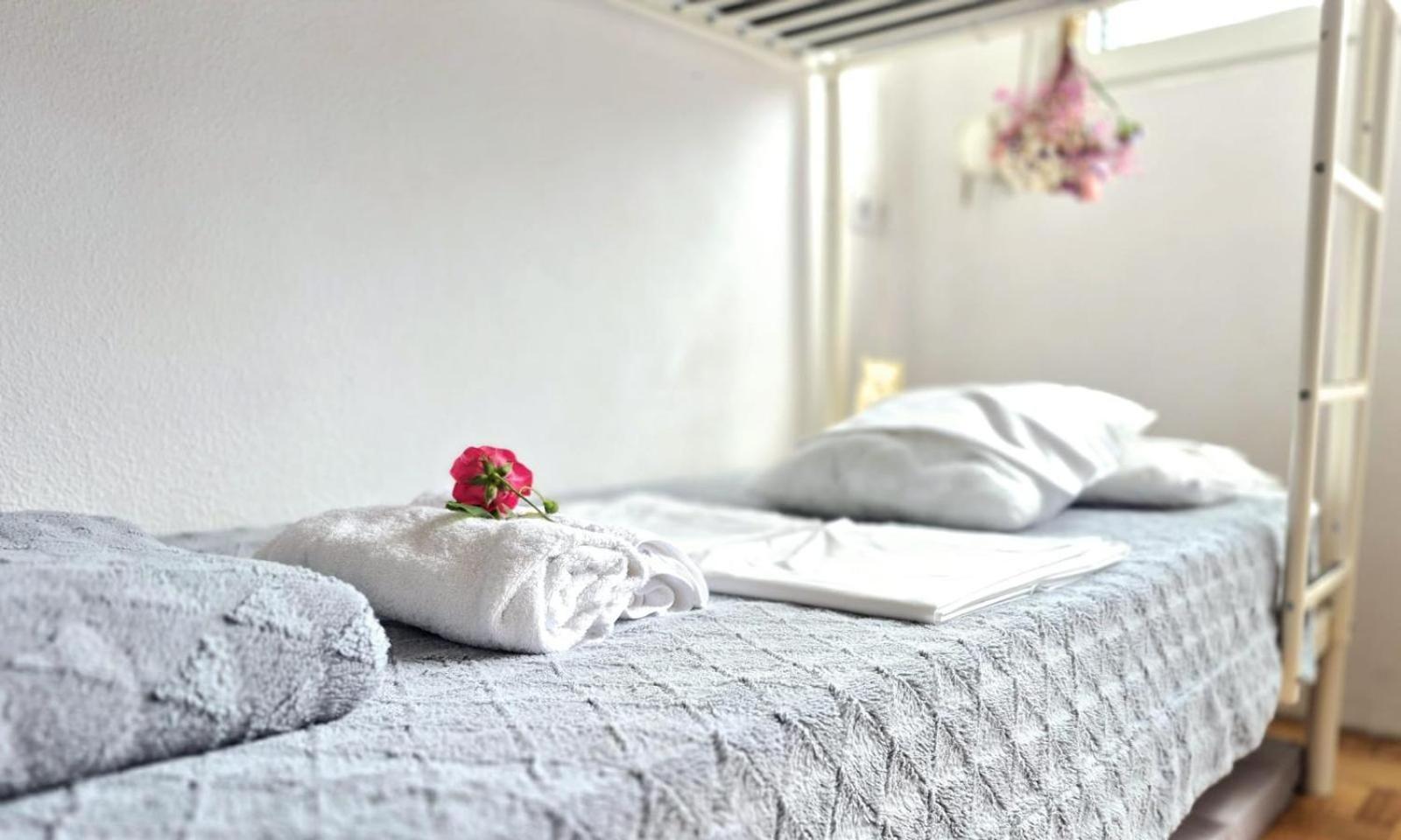 Ideal For Camino Quiet Basic Room Away From Crowds In Private House Zizur Mayor Номер фото